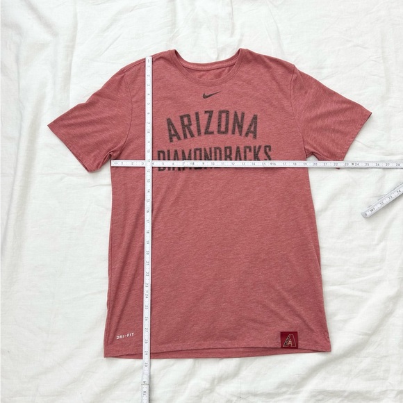 Nike Arizona Diamondbacks Red T-Shirt - Picture 3 of 7